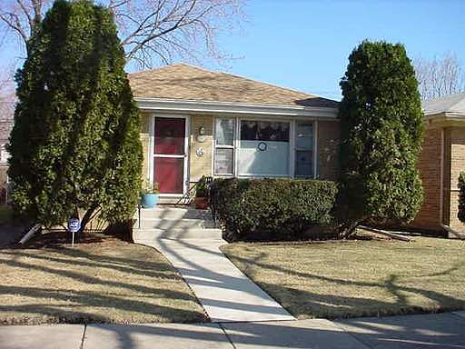 1st image of 8205 N Monticello Ave
