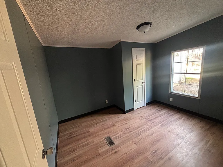 120 N Bear Creek Rd — Photo 6