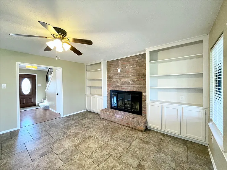 15006 Elmont Dr — Photo 18