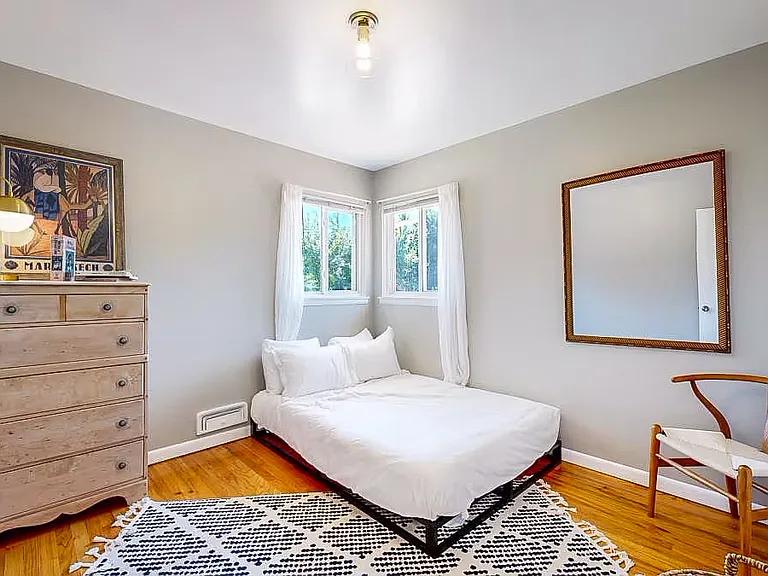Upstairs bedroom 3
