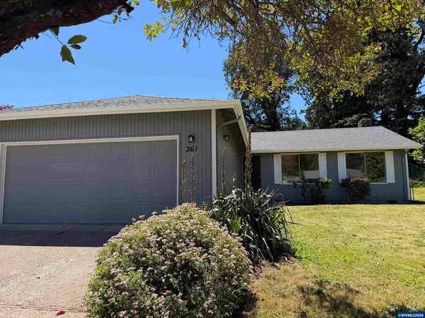 361 W Pine St, Sweet Home, OR 97386