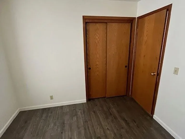1806 E Laurel Ave — Photo 9