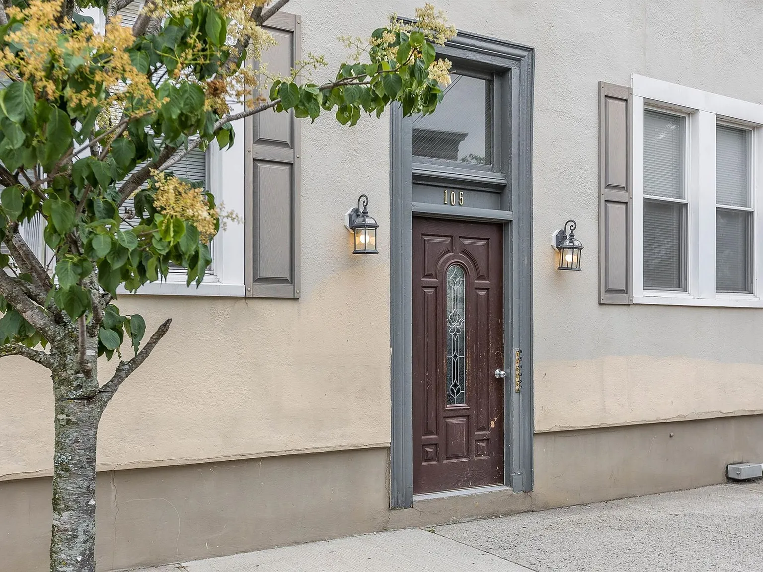 The Regis at 105 Pine Street — Photo 2