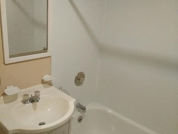 5th image of 429 431 Grant Avenue # Fl 1ST