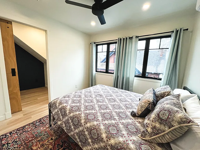 2520 Jefferson Ave #3 — Photo 16