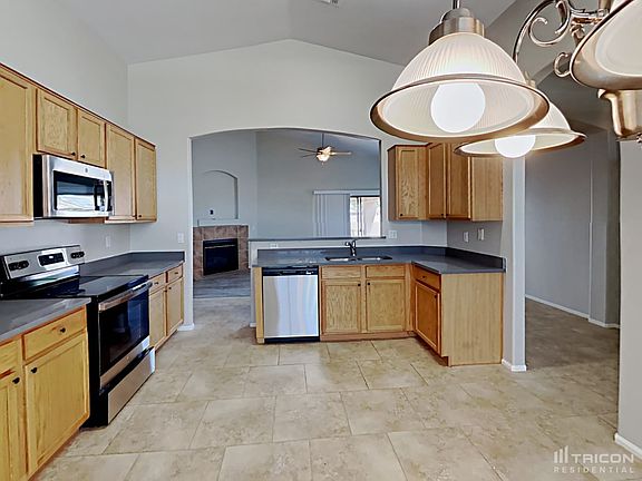 5th image of 43256 W Anne Ln