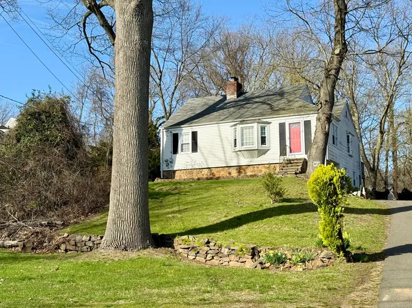 1030 Old Town Road, Trumbull, CT 06611