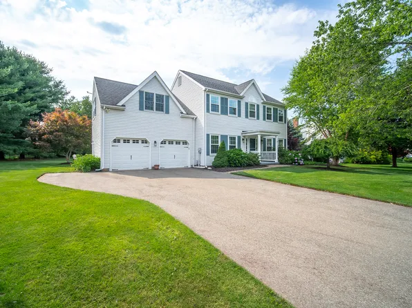 9 Trailside Drive, Wallingford, CT 06492