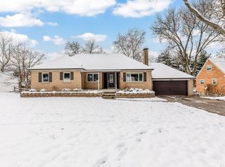 7675 Sagamore Dr, Cincinnati, OH 45236