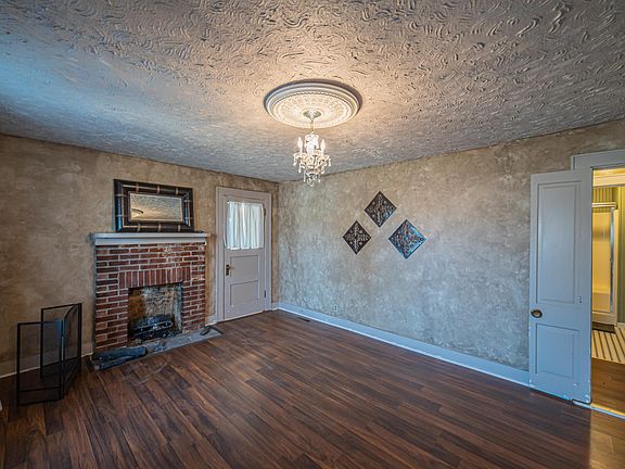 3rd image of 97 4th St