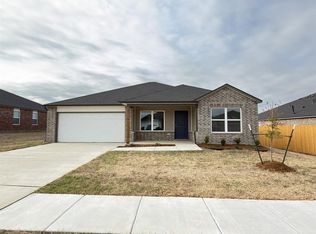 516 Hillsboro Dr, Noble, OK 73068