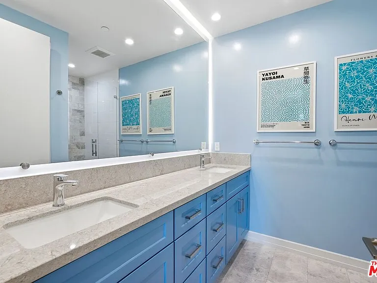 1041 N Spaulding Ave #203 — Photo 29
