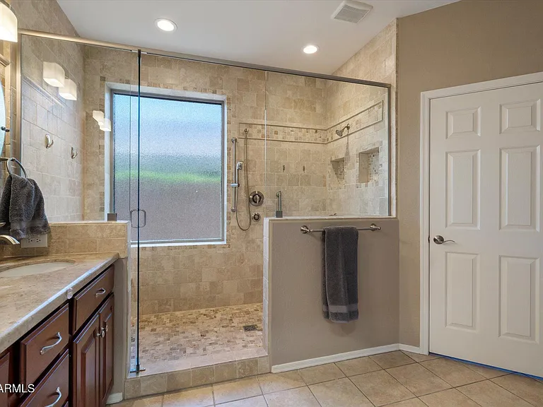 1891 W Dion Dr — Photo 11