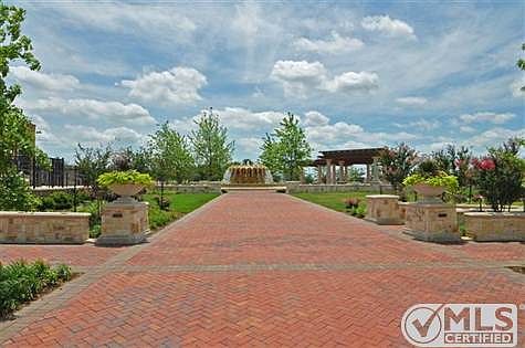 4th image of 3748 Shady Creek Ct