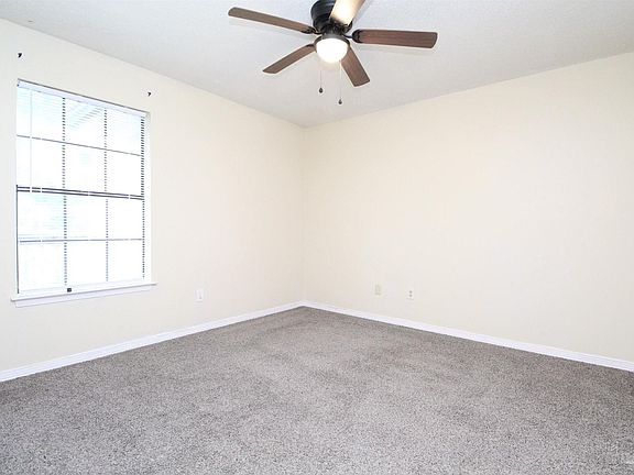 720 Tumbleweed Trl APT B, Pensacola, FL 32534 | Zillow