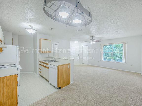 5th image of 974 Leeward Pl Unit 306