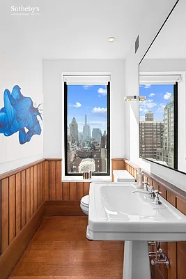 Rented by Sotheby's International Realty | media 31