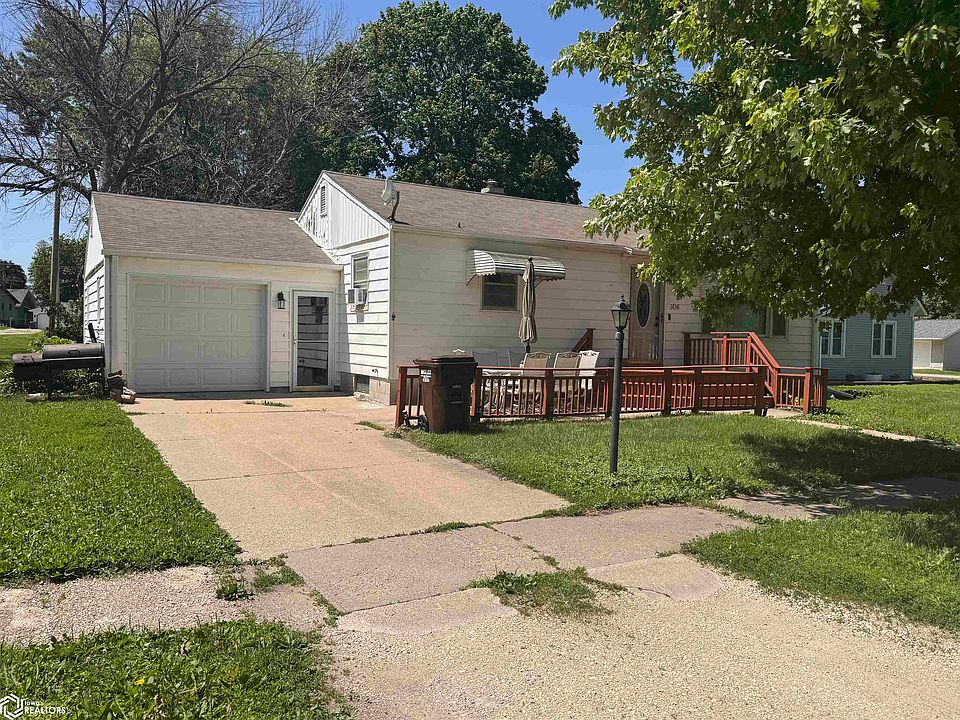 2nd image of 306 Main Ave