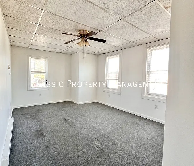 1832 W 3rd St — Photo 20