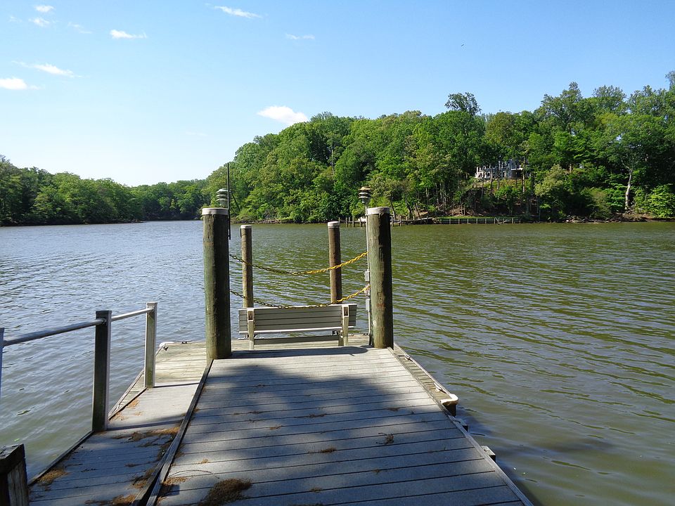2nd image of 14242 Gregg Neck Rd