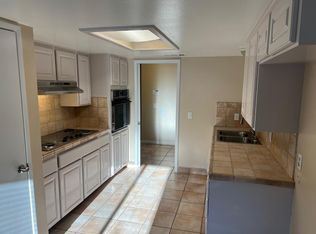 493 E Mesa Ave, Fresno, CA 93710