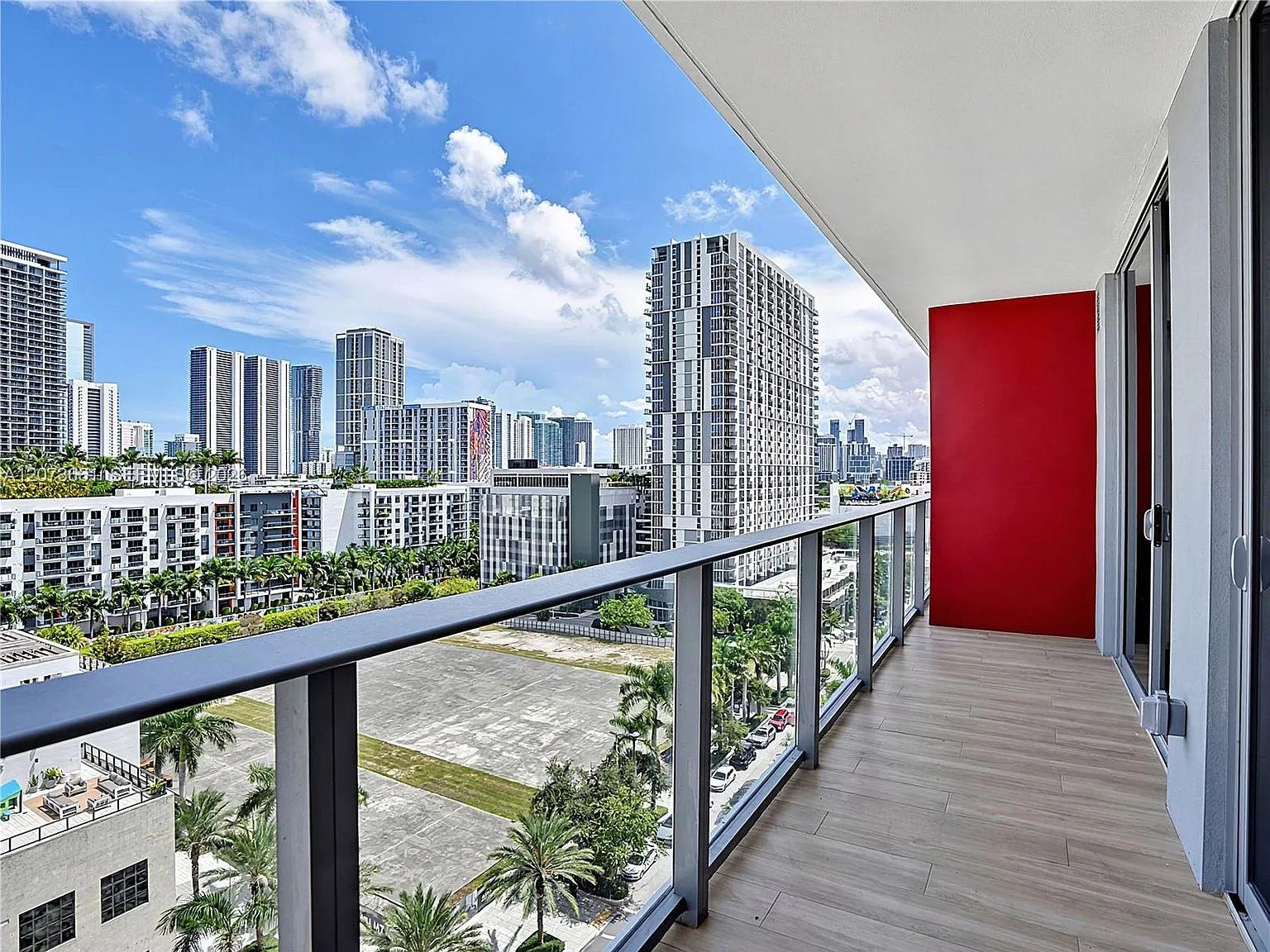 The Standard Midtown — Photo 1