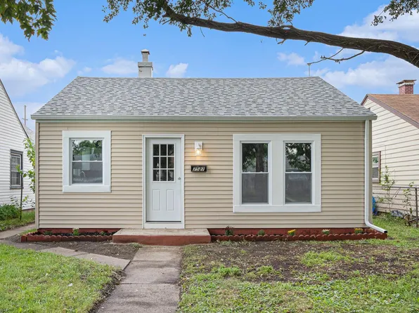 7527 Marshall Ave, Hammond, IN 46323