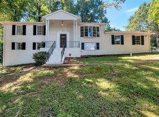 4489 Cedar Ridge Trl, Stone Mountain, GA 30083
