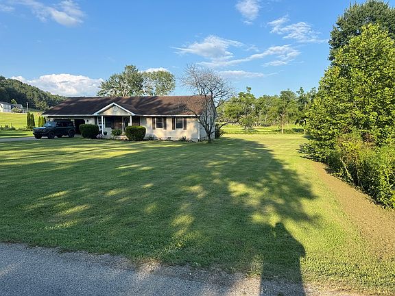 4th image of 50 Pine Ridge Rd
