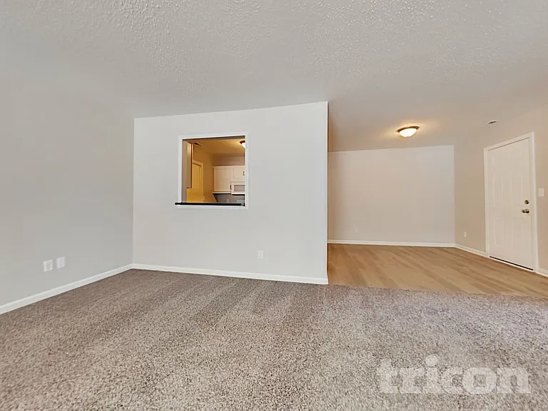 5314 Cliff Ridge Dr — Photo 3