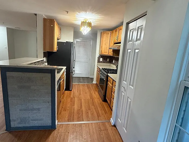7530 Coxton Ct #D-112 — Photo 5