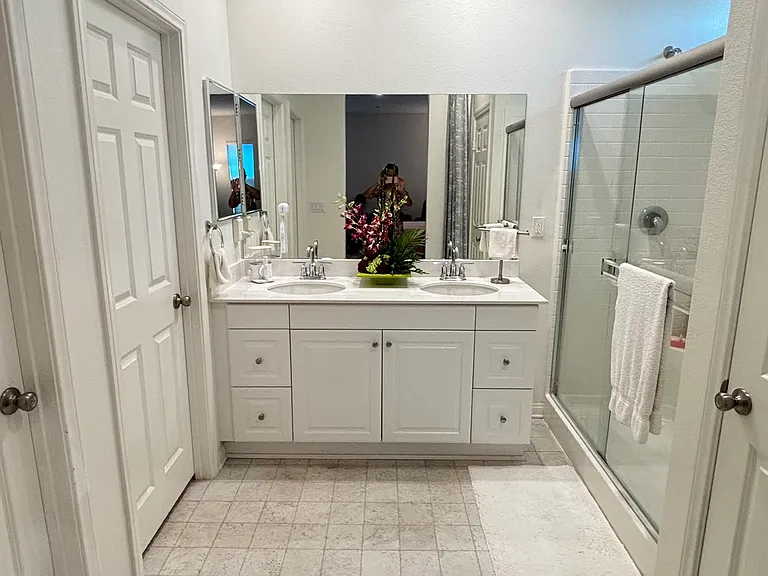 3329 S Myrtle Dr — Photo 8
