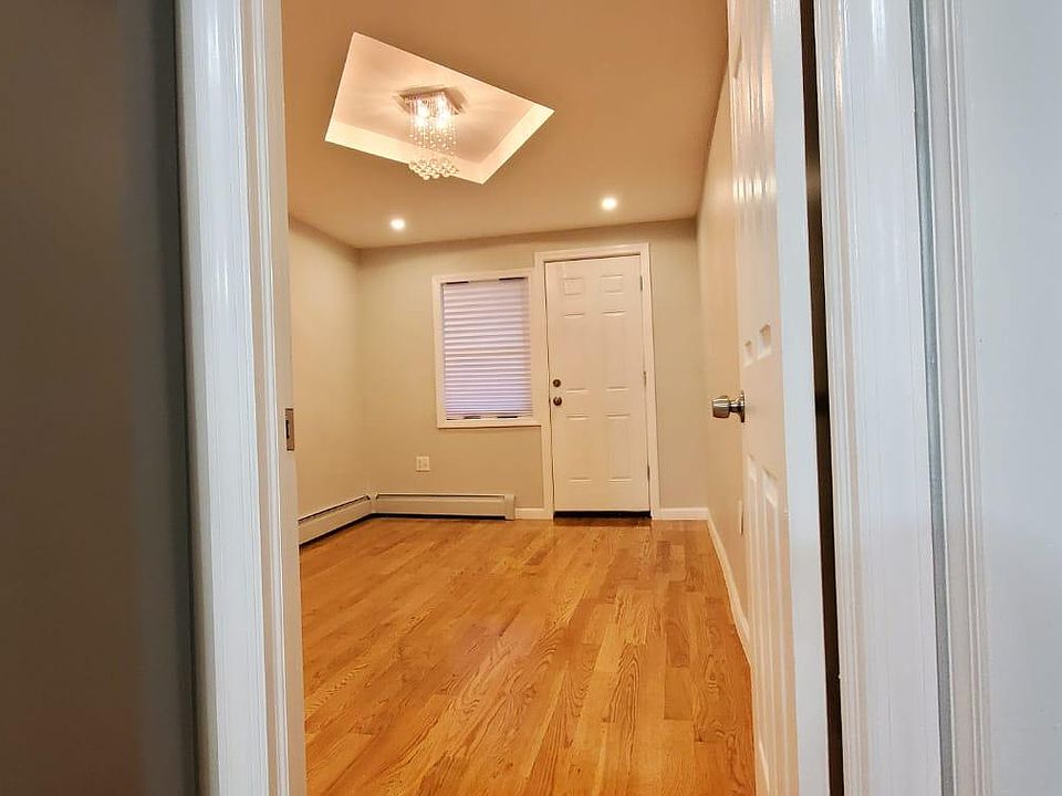 1st image of 914 Duncan St #1