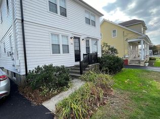 74 Perry St #2, Bristol, RI 02809