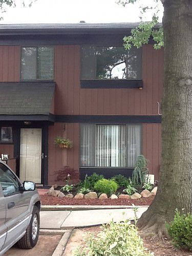 1st image of 20 Berry Ct