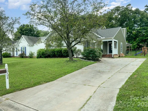 12308 Jacquelyn Ct, Charlotte, NC 28273