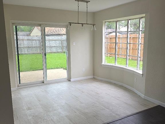 3rd image of 6802 McCullum Rd