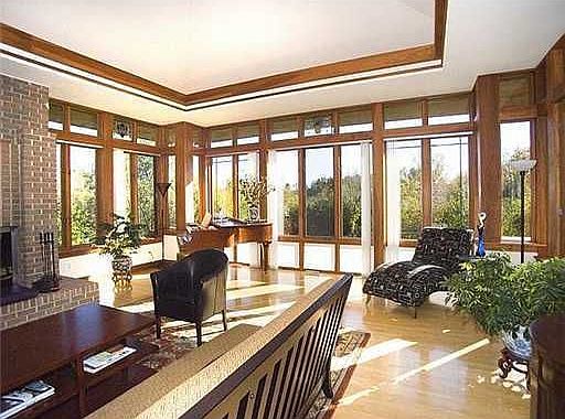3rd image of 335 Meadow Creek Dr