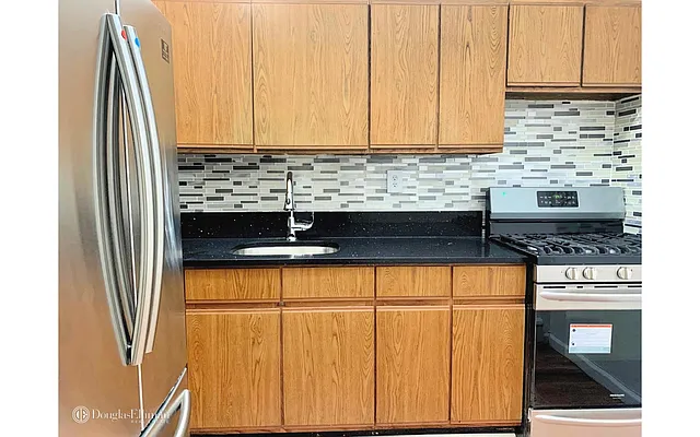 Rented by Douglas Elliman | media 26