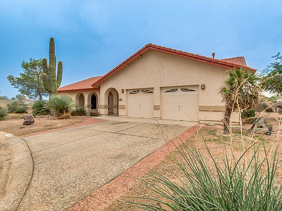 3rd image of 15680 S Guaymas Cir