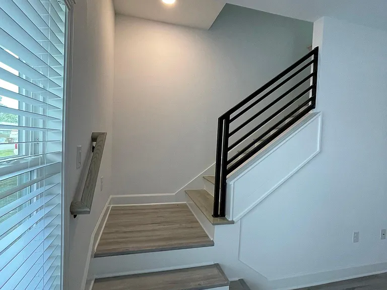 1867 Esplanade St — Photo 7
