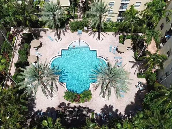 630 Sapodilla Ave #204, West Palm Beach, FL 33401