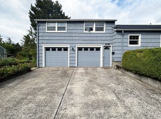2490 1/2 Emerald St, Eugene, OR 97403