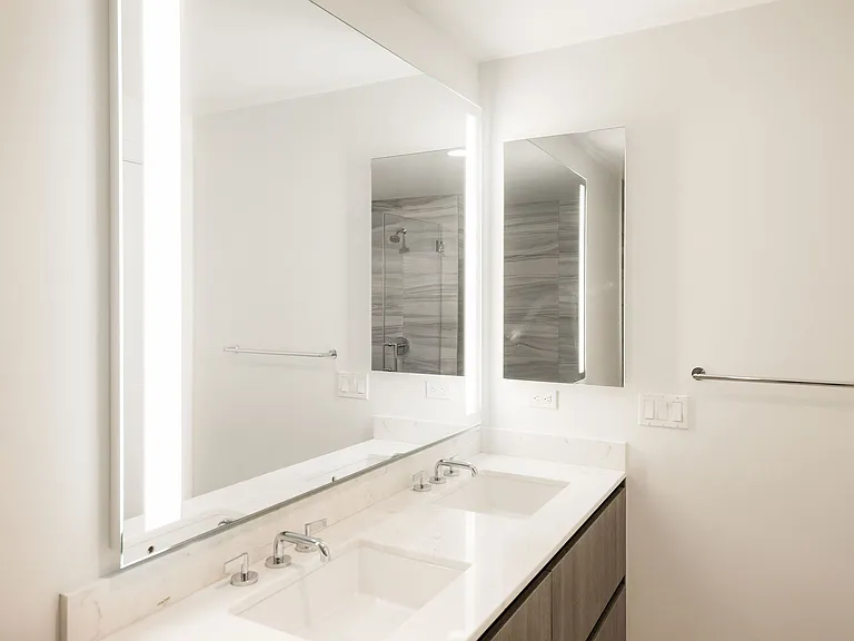 333 Beale St #4B — Photo 9