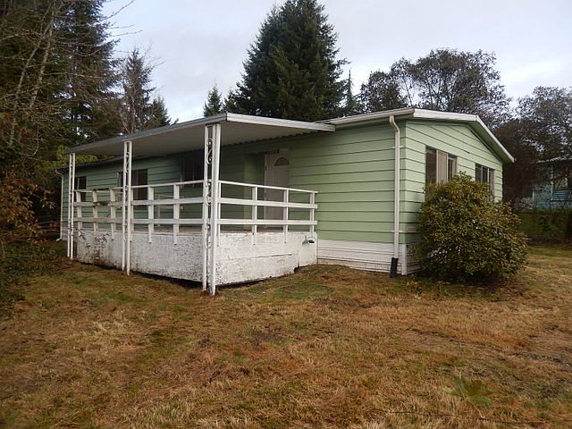 1st image of 22702 Cedarview Dr E