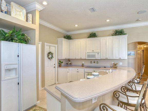 5th image of 2962 Bolton Ct