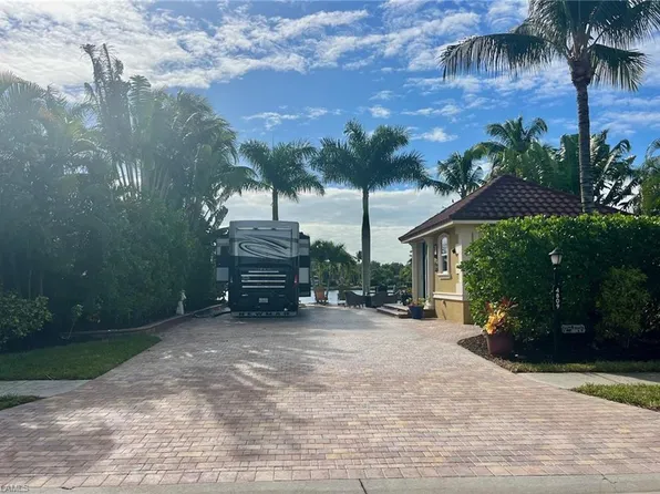 4809 Southern Breeze DR, NAPLES, FL 34114