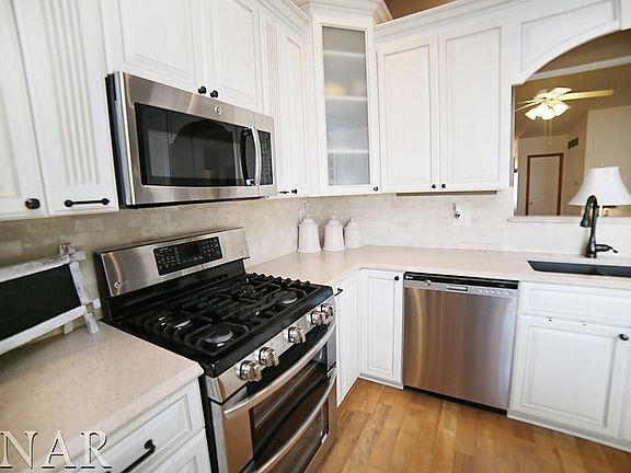 3rd image of 3519 Wilder Dr