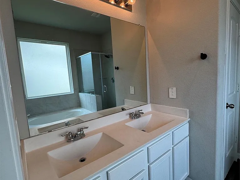 305 Black Bear Dr — Photo 18