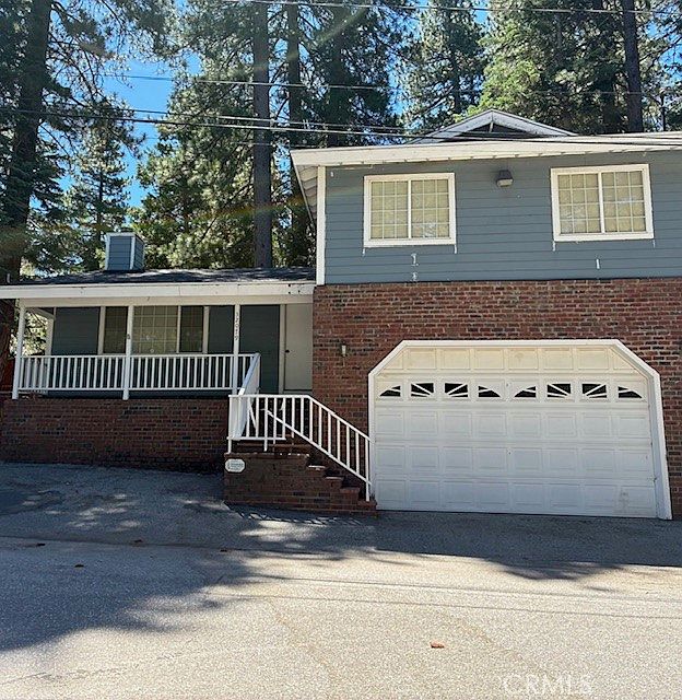 1st image of 32079 Fern Dr